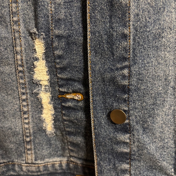 Wild Fable Distressed Sleeveless Jean Jacket - Picture 7 of 7